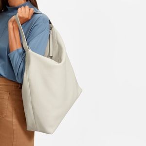 everlane hobo bag